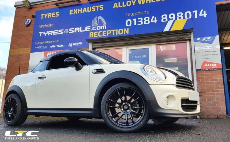 Calibre Suzuka Alloy Wheels 17 inch Gloss Black for Mini Coupe