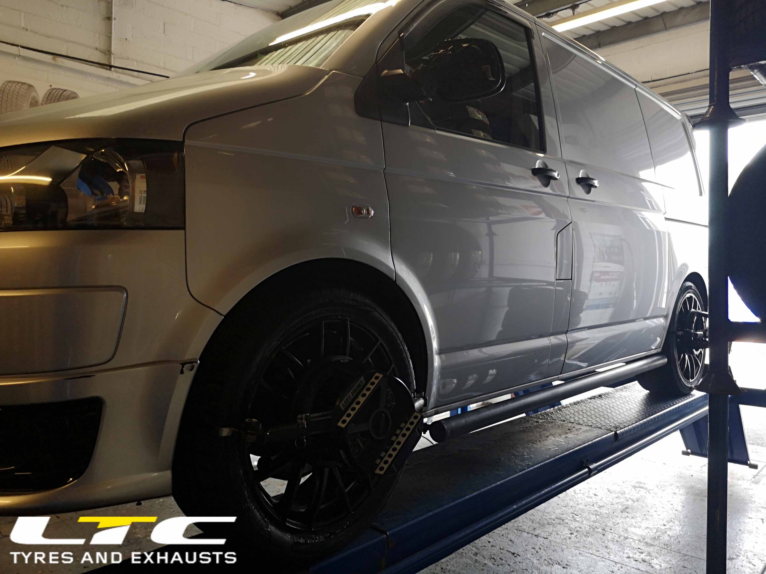 Van Hunter Hawkeye 4 Wheel Alignment Tracking