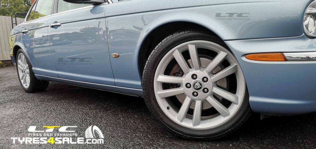 Genuine Jaguar Alloy Wheels refurbishment – Powder Coating Service LTC tyres