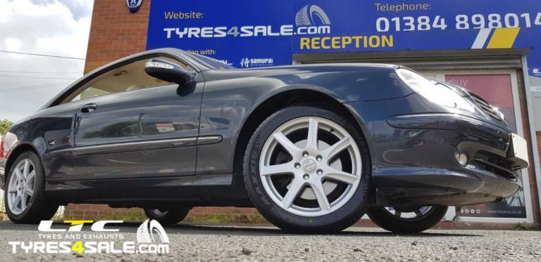 Set of 17" Dezent TW Alloy Wheels in Silver for Mercedes CLK