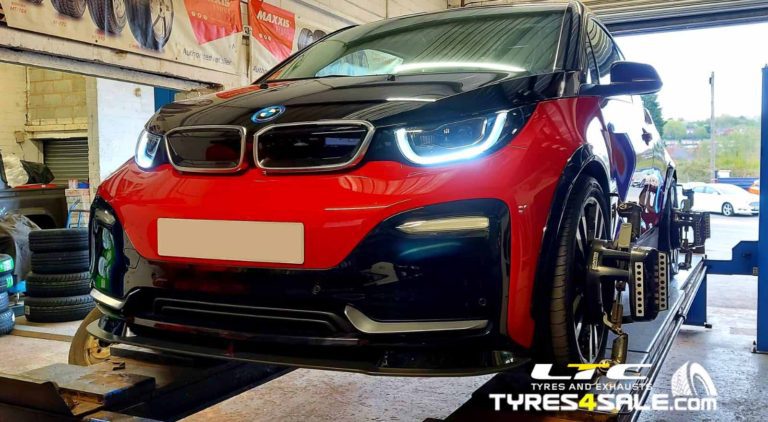 Hunter Hawkeye 4 Wheel Alignment by LTC Tyres and Exhausts