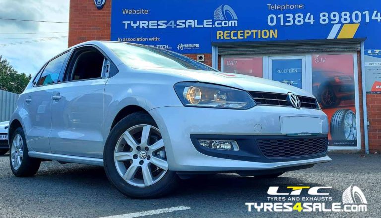 Dezent TZ 17" Alloy Wheels for VW Polo and a set of 215/40 17 Maxxis Tyres