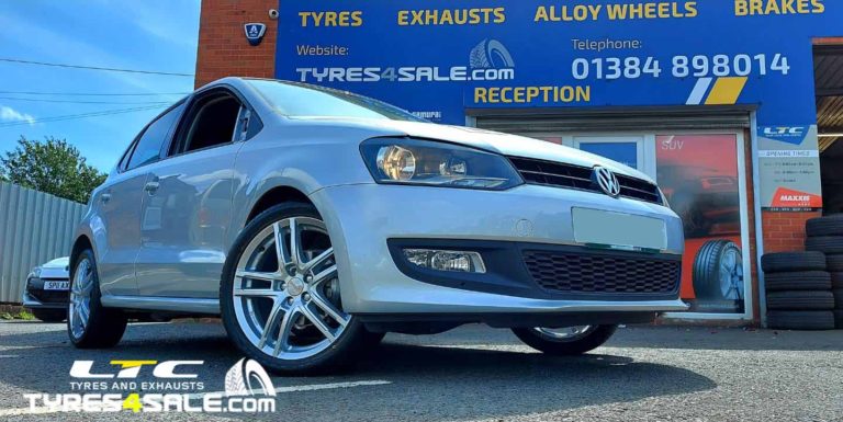 Dezent TZ 17" Alloy Wheels for VW Polo and a set of 215/40 17 Maxxis Tyres