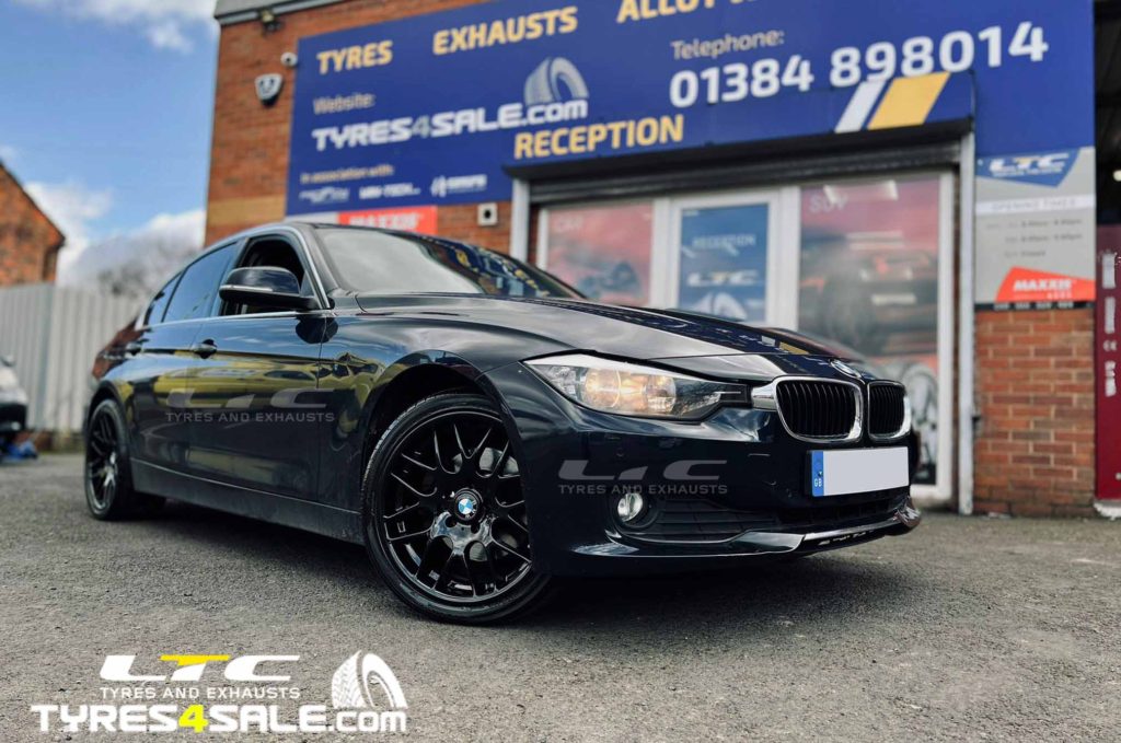 Romac Radium Gloss Black 18" Alloy Wheels for BMW 3 series