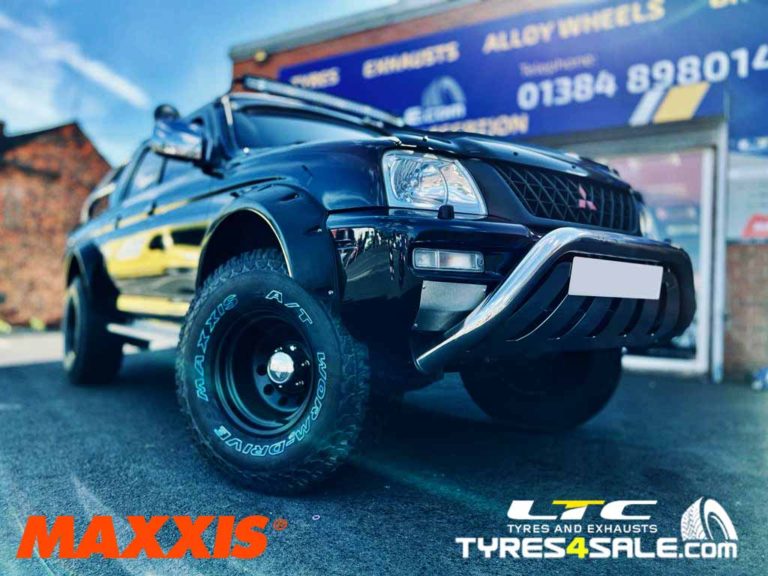 Maxxis 33/12.50/15 All Terrain Wormdrive AT-980E Tyres for Mitsubishi L200