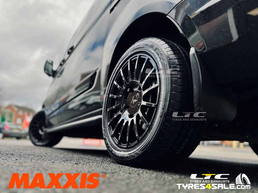18" JBW TMS Gloss Black Alloy Wheels for Ford Transit Van and a set of Maxxis 235/50 18 Maxxis HP Tyres