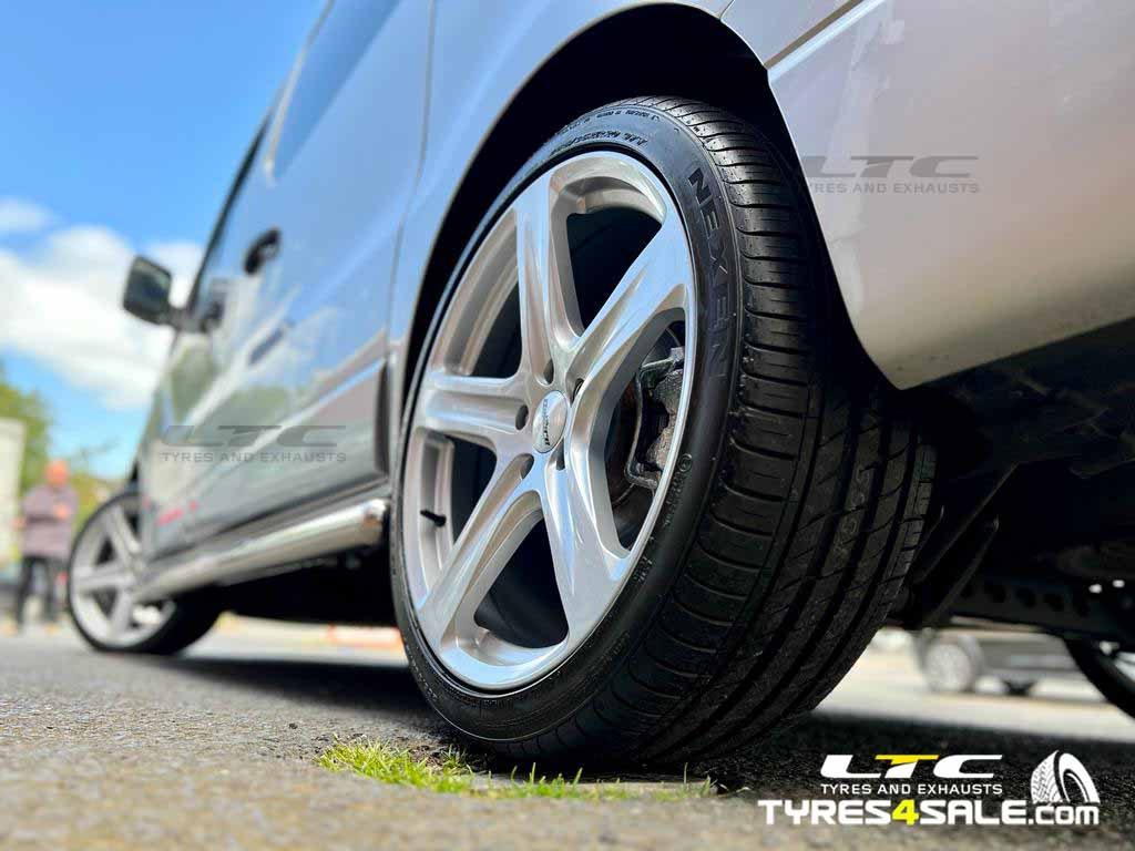 Calibre Tourer Silver 20" Alloy Wheels and a set of Nexen 255/35 20 97Y Tyres for Vauxhall Vivaro