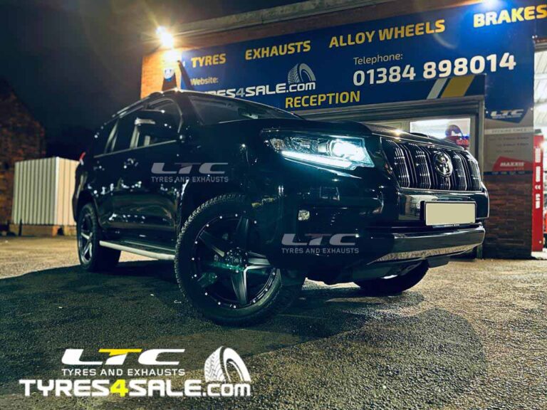 Tomahawk Apache 20 Alloy Wheels and a set of Yokohama Geolandar All Terrain tyres for Toyota Land Cruiser