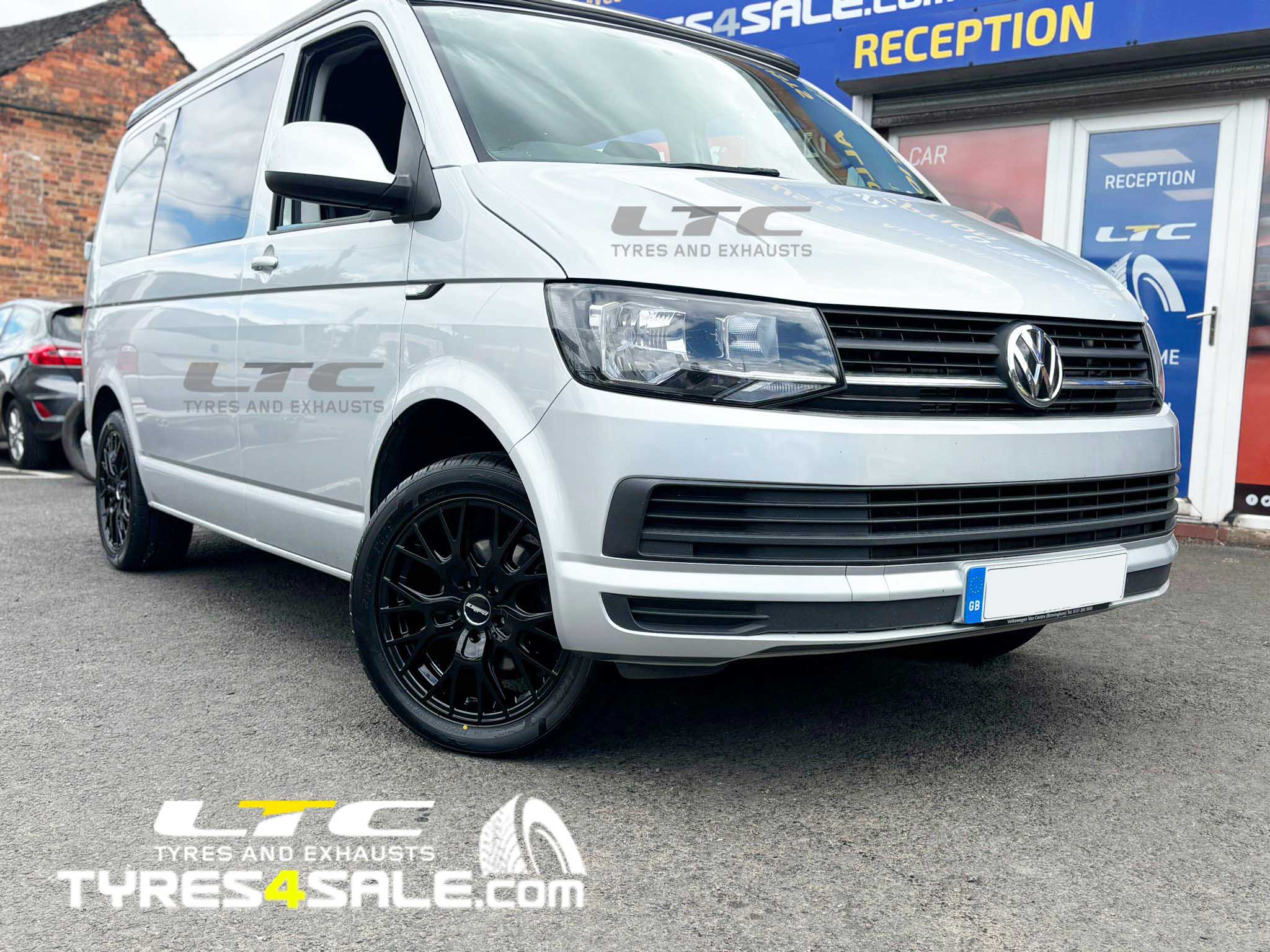 VW Transporter T5 T5.1 T6 Calibre Crusade Alloy Wheels 18″ Gloss Black