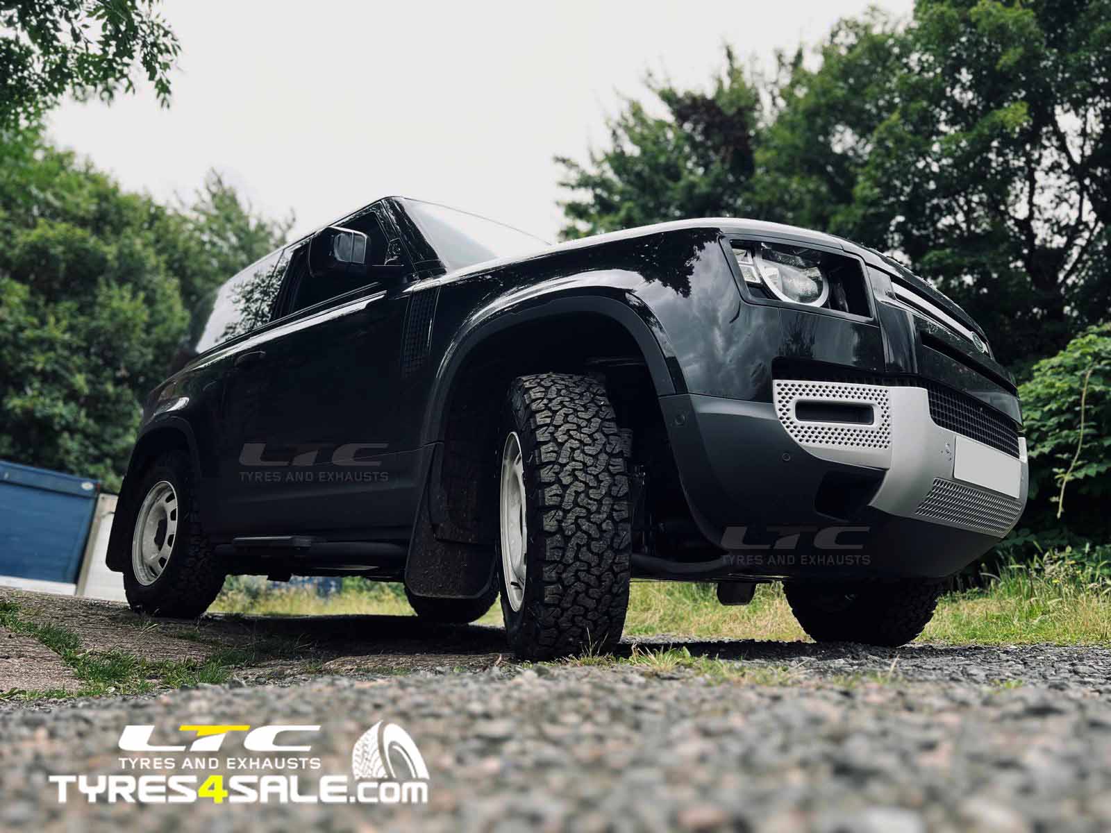 BFGoodrich 255/70 18 117s All-Terrain T/A KO2 for Land Rover Defender