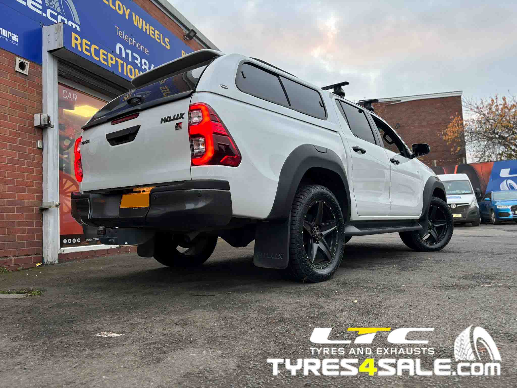 Toyo Tyres All Terrain Open Country AT3 285/50R20 for Toyota Hilux
