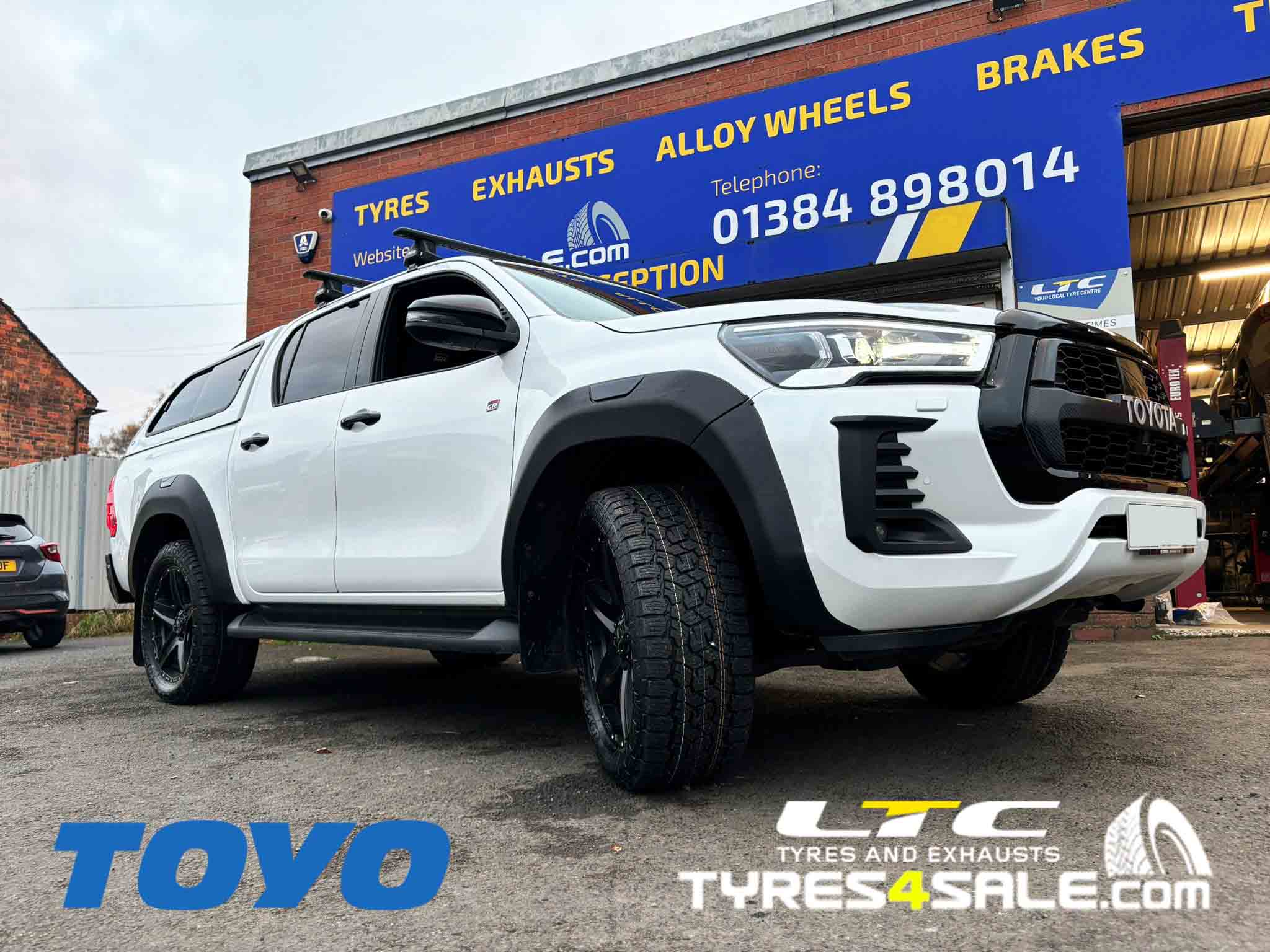 Toyo Tyres All Terrain Open Country AT3 285/50R20 for Toyota Hilux