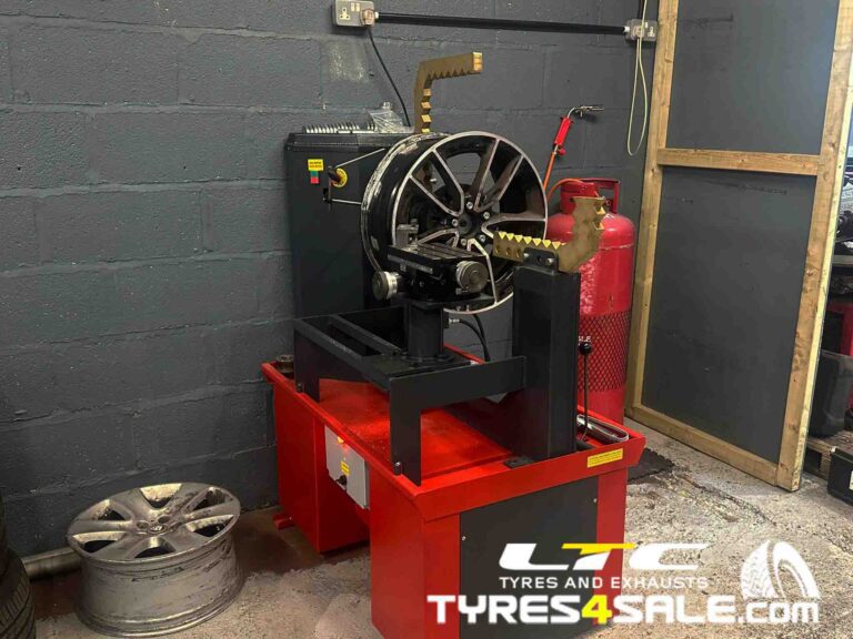 Wheel Buckle Straightening – Alloy Wheel Repairs, Crack Welding