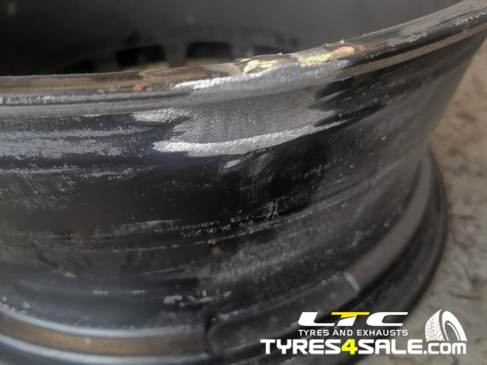 Alloy Wheel Repair Straightening and Wheel Welding