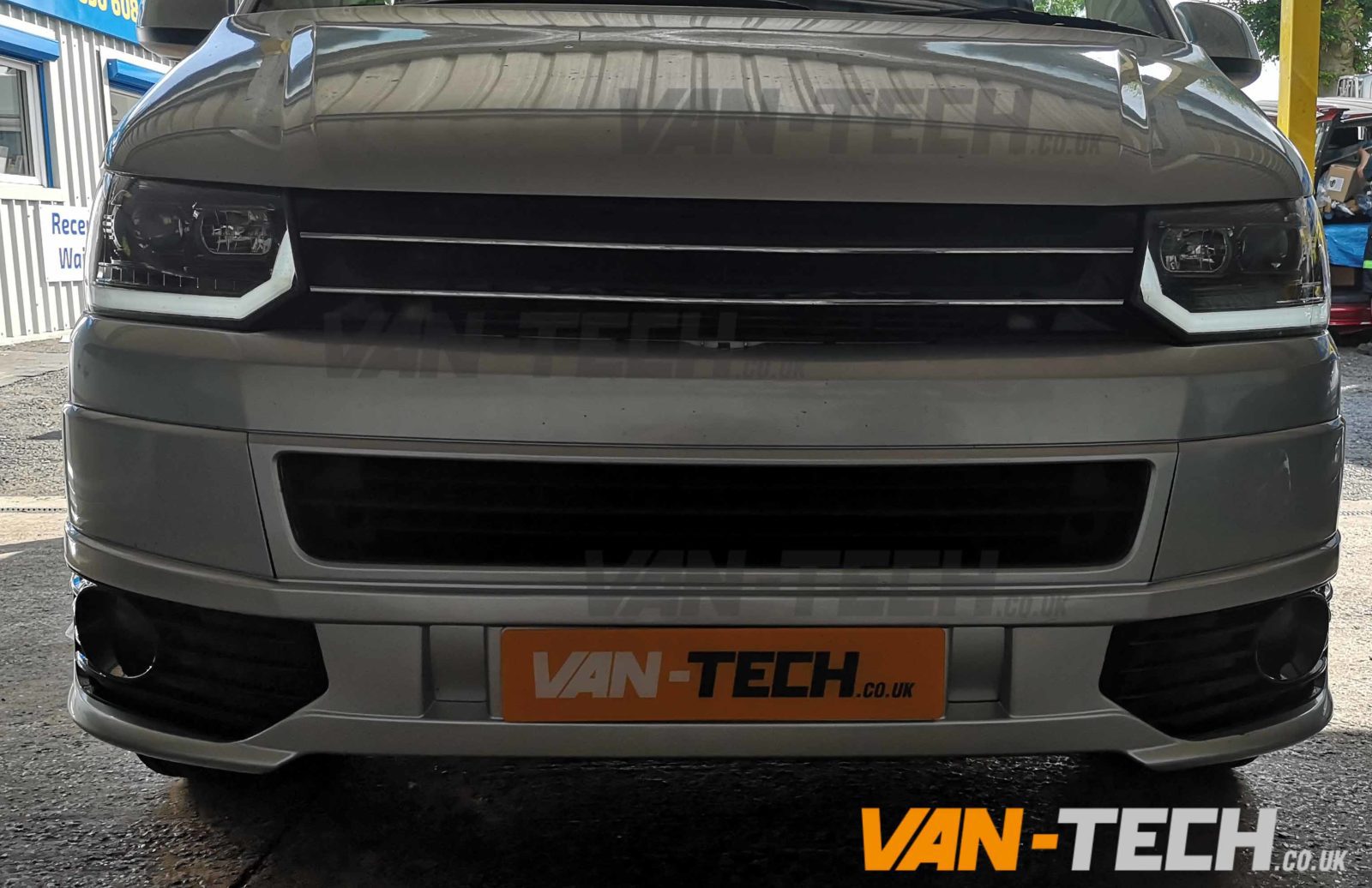 rhdr VW Transporter T5.1 Light Bar Headlights Dynamic Indicators 2010-2015