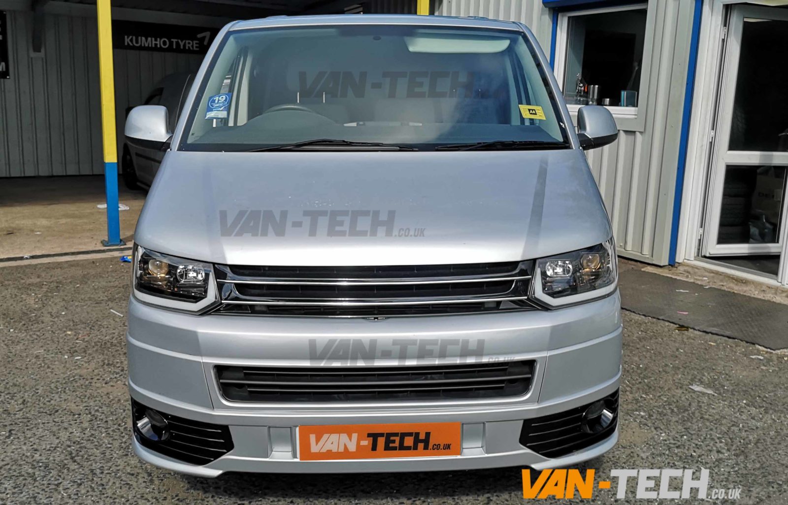 rhdr VW Transporter T5.1 Light Bar Headlights Dynamic Indicators 2010-2015