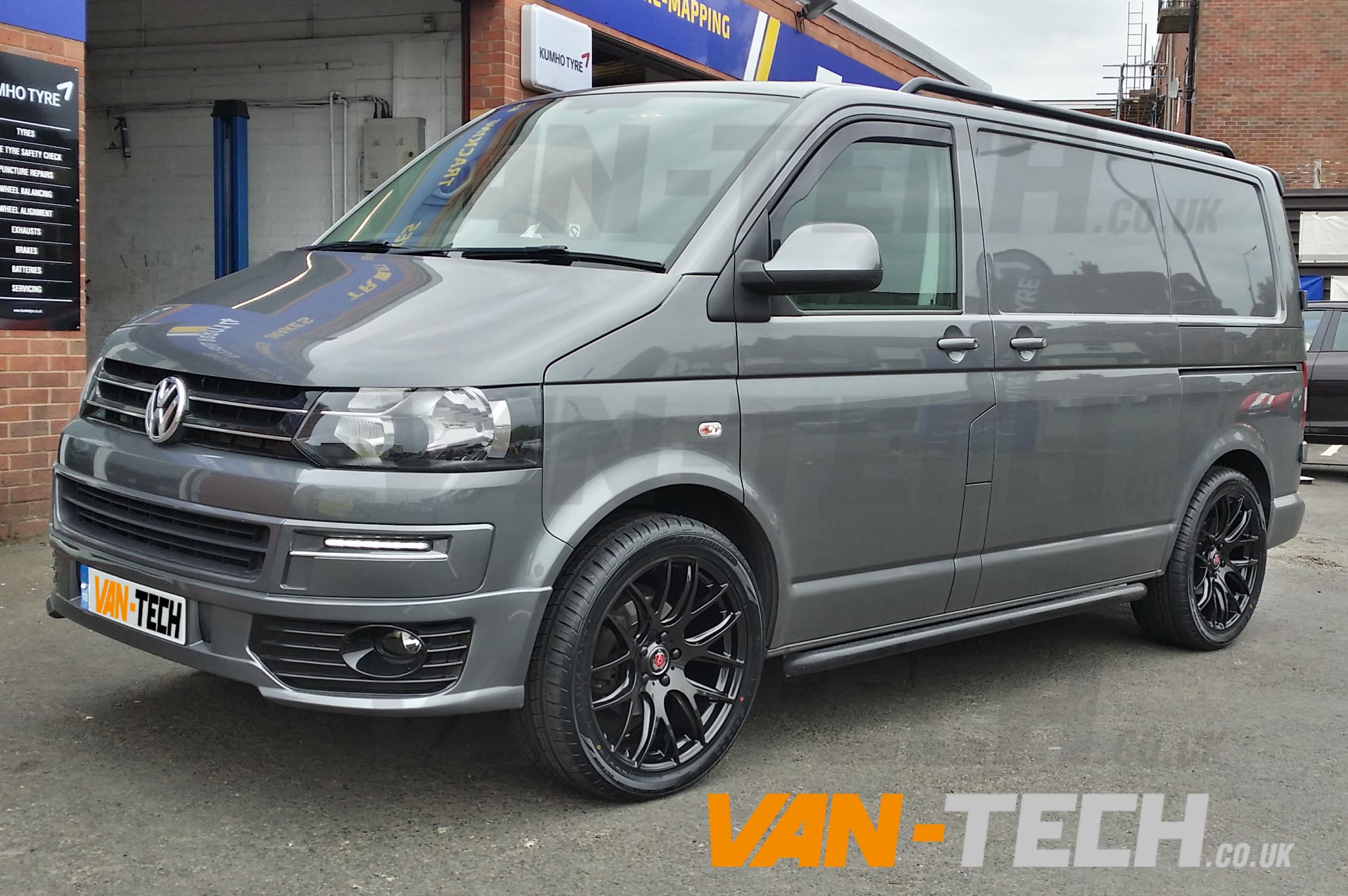 VW-Transporter-t5-fitted-with-CS-Lite-20-inch-alloy-wheels-3