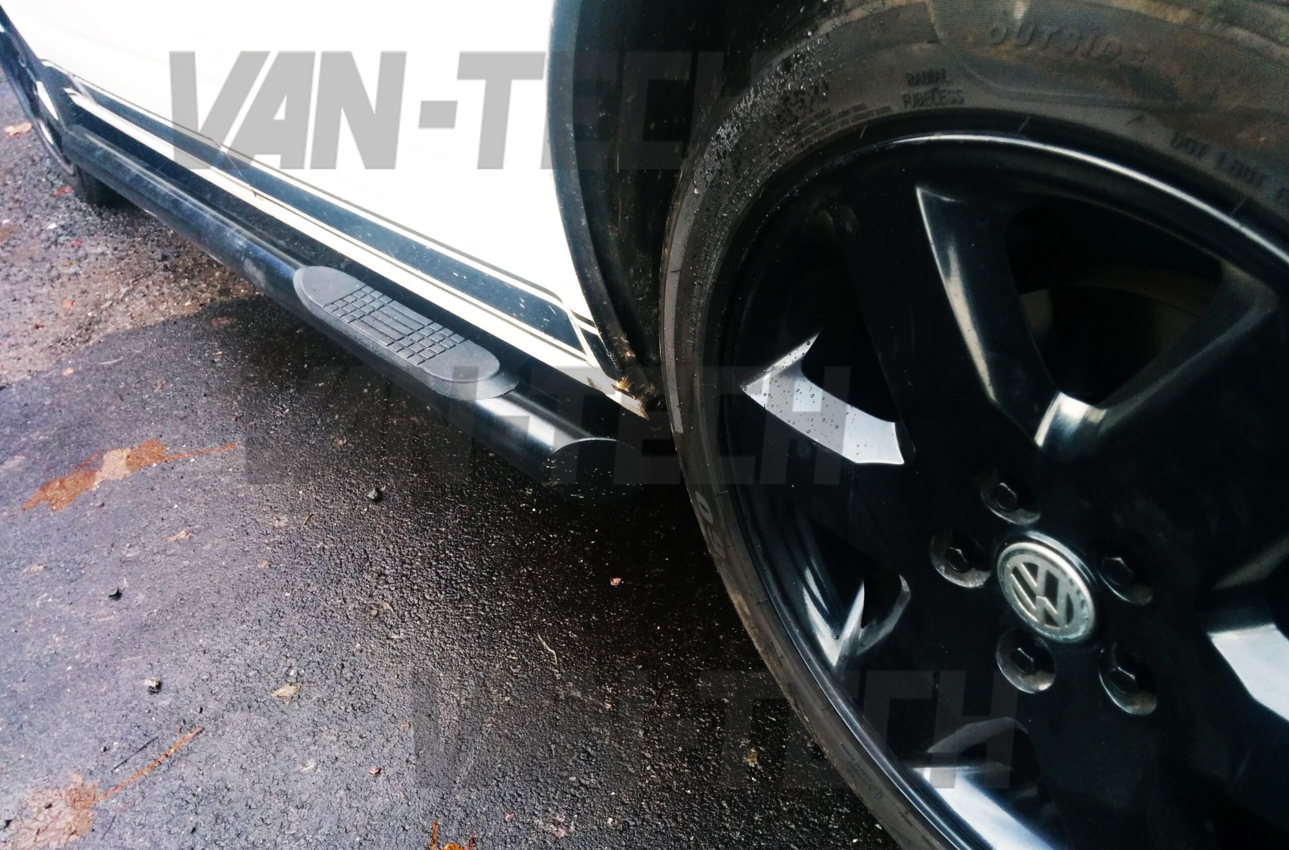 vw-transporter-t5-t5.1-and-t6-black-side-bars-with-3-steps-4-scaled VW T5 SWB LWB Transporter Black Slashed End Side Bars with Three Steps.