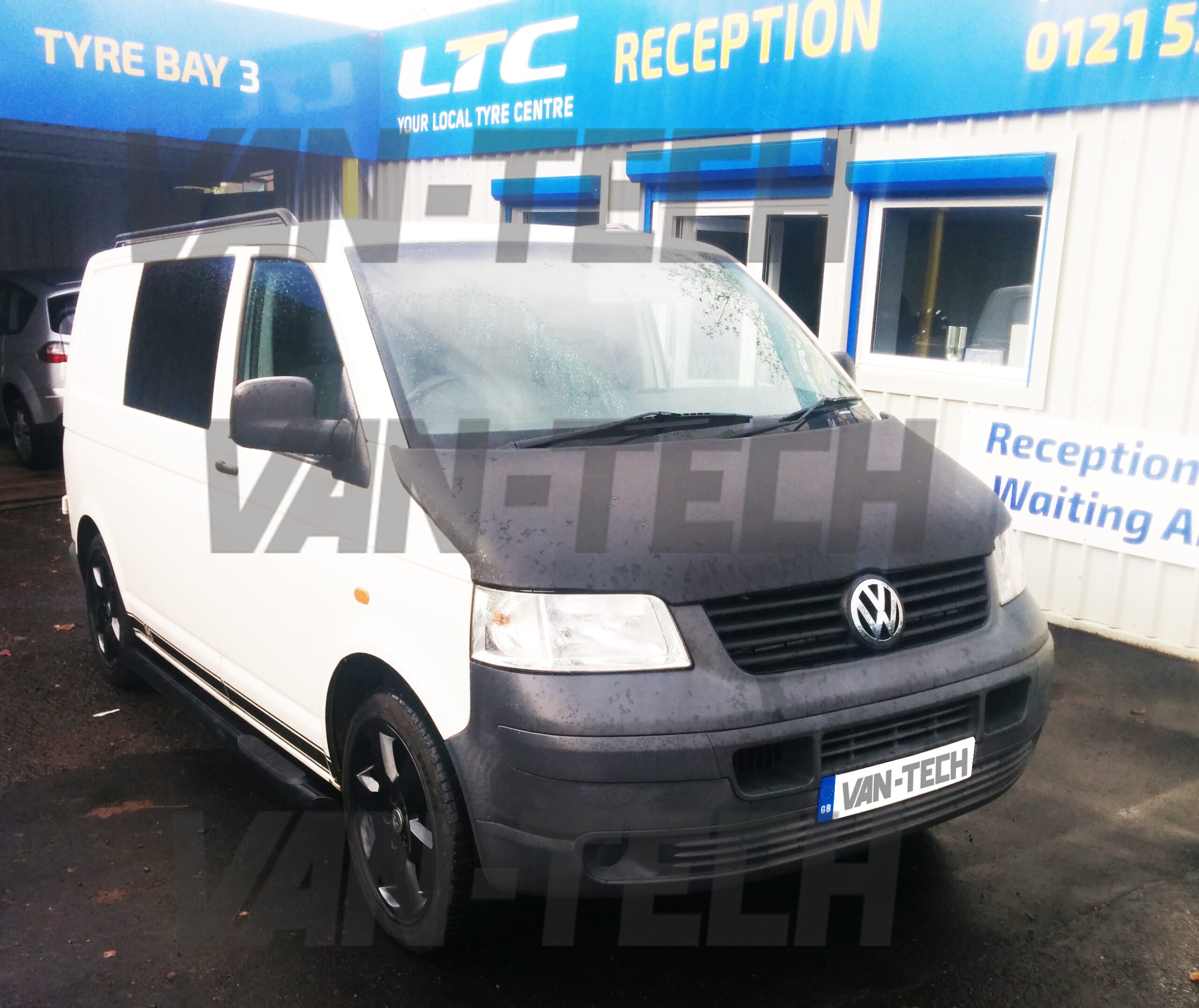 vw-transporter-t5-t5.1-and-t6-black-side-bars-with-3-steps-5-scaled VW T5 SWB LWB Transporter Black Slashed End Side Bars with Three Steps.