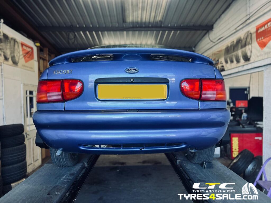 Ford Escourt Mk 6 Hunter Hawkeye 4 Wheel Alignment Tracking
