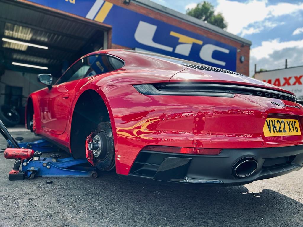 Run-Flat tyres Porsche LTC TYRES AND EXHAUSTS