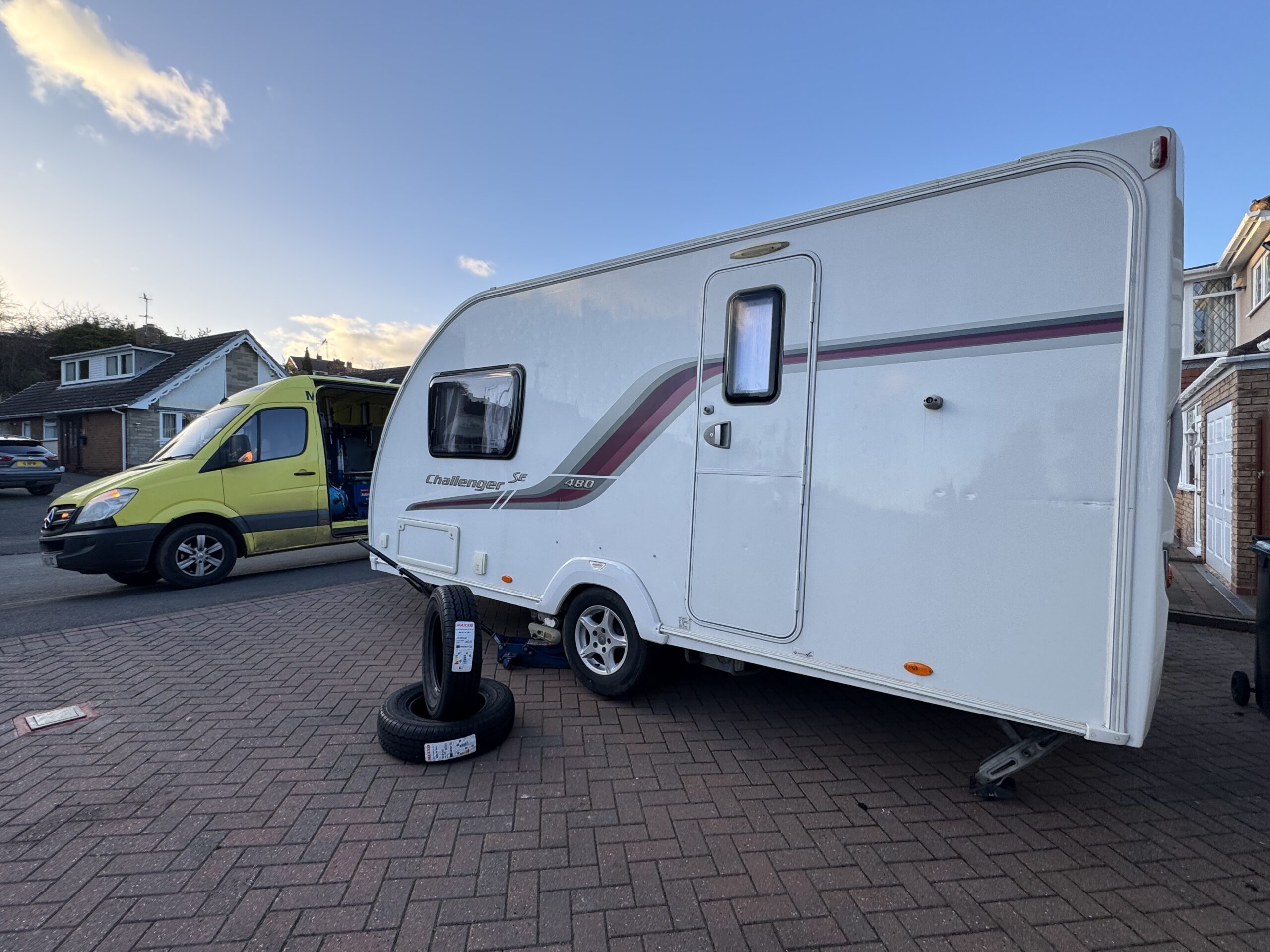 Caravan Tyres, Mobile tyre fitting at LTC tyres, Stourbridge, Kingswinford, Dudley 