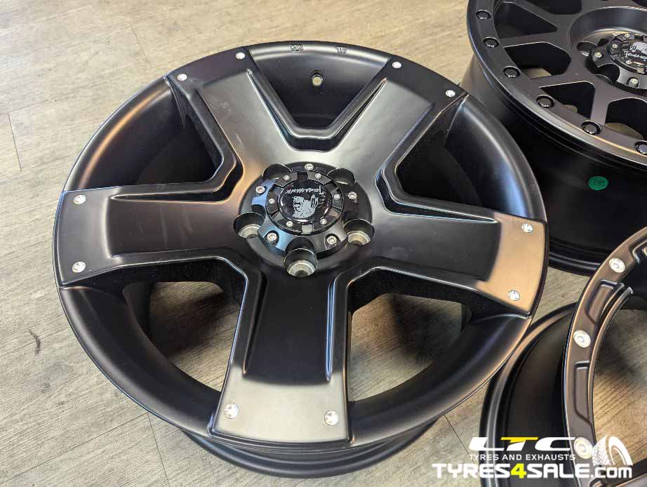 Van-Tech SPECIAL OFFER Tomahawk ALLOY WHEEL SALE