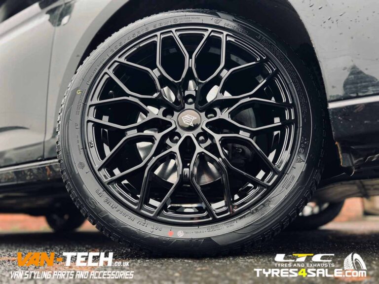 Fox Racing FX9 VW Caddy Alloy Wheels and a MAXXIS AP3 All Season Tyres